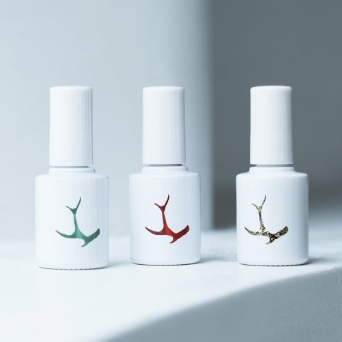 ukaとPLUIEとのコラボレーション。 ukaのstudyシリーズより「uka プリュイスタディ」が数量限定で登場。画像