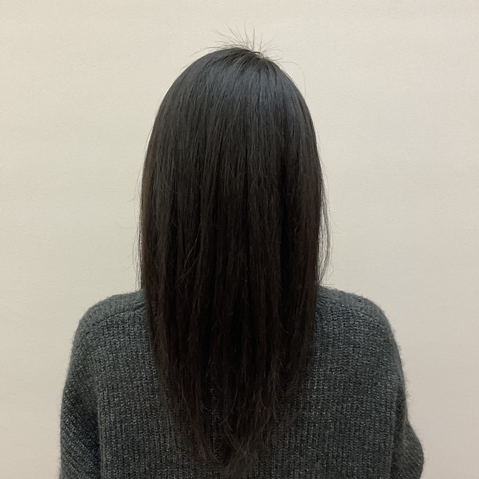 あまり周知されてない上、自分もまだ良さがそれ程分からないので、すすめにくい。
今回のウカのヘナ体験をこのクオリティで受けられるのはとても良いと思いました。少し時間はかかるのと、実際の料金によっては今後も継続してみたいなと思いました。