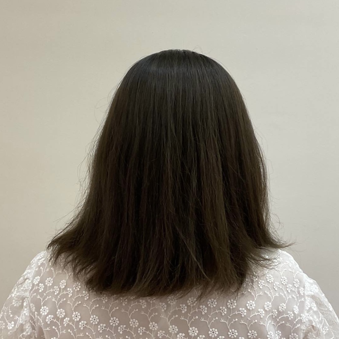 環境や髪に優しいことを考えると勧めたいが、色の幅が少ない。
思ってたよりちゃんと色が入ってびっくりしました！